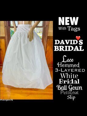 ▪️NWT▪️DAVIDS BRIDAL▪️Lace Hem 3-Layered White Bridal Ball Gown Petticoat Slip